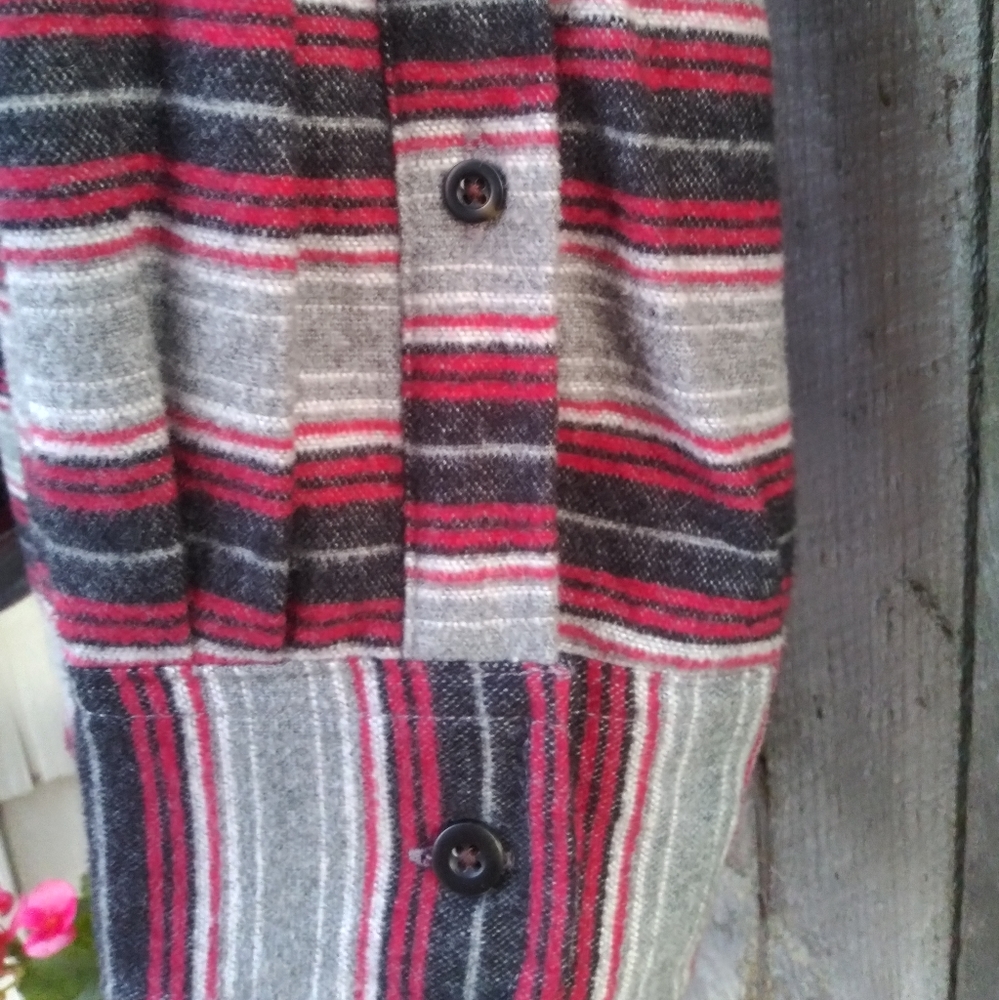 Mens St Johns Bay 100% Cotton Red And Black Striped Long Sleeve Shirt Size Large - Picture 6 of 10